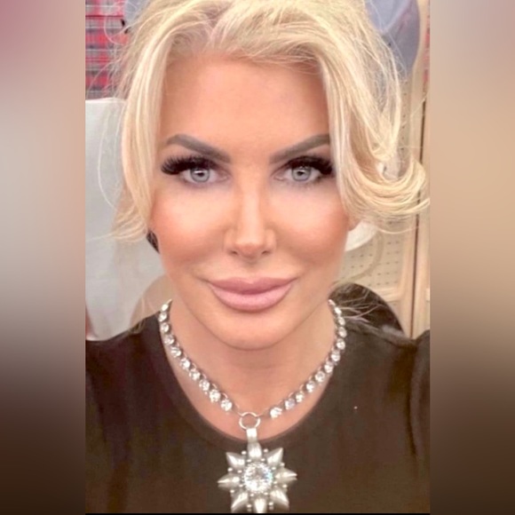 Swarovski Crystal necklace with silver Swarovski STAR … - Picture 2 of 5